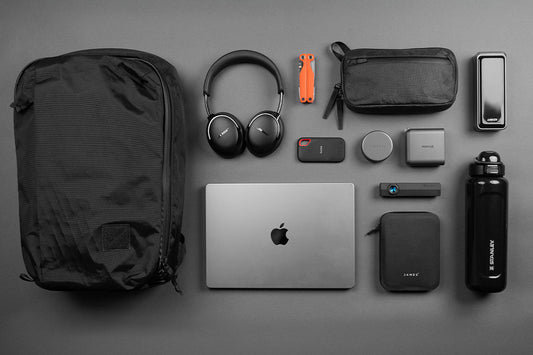 Minimal Tech Accessories That Belong in Every Work Bag