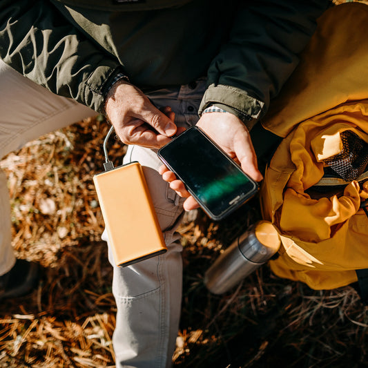 Essential Phone Accessories That Make Everyday Life Easier