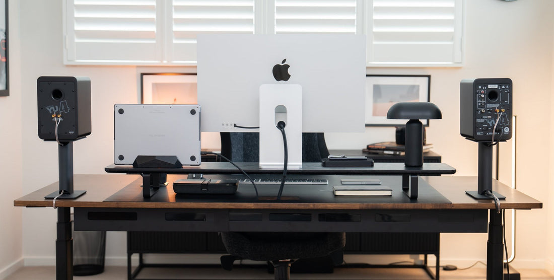 Declutter Your Digital Life: Clean Setup Essentials from Gadget Grove